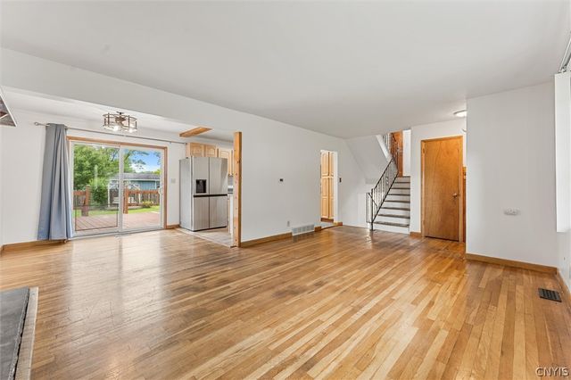 9 Foxberry Lane, Clay, NY 13090