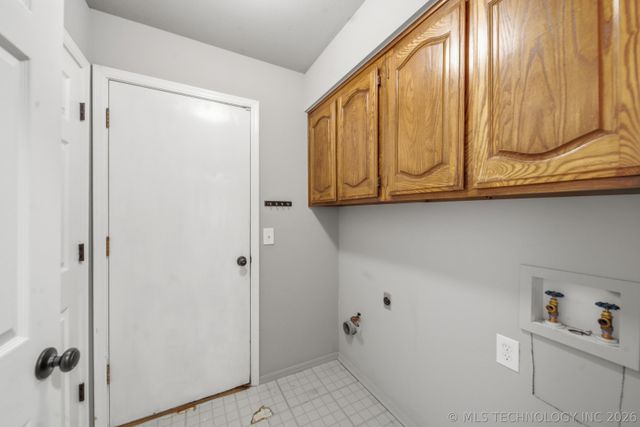 7622 S Trenton Avenue, Tulsa, OK 74136