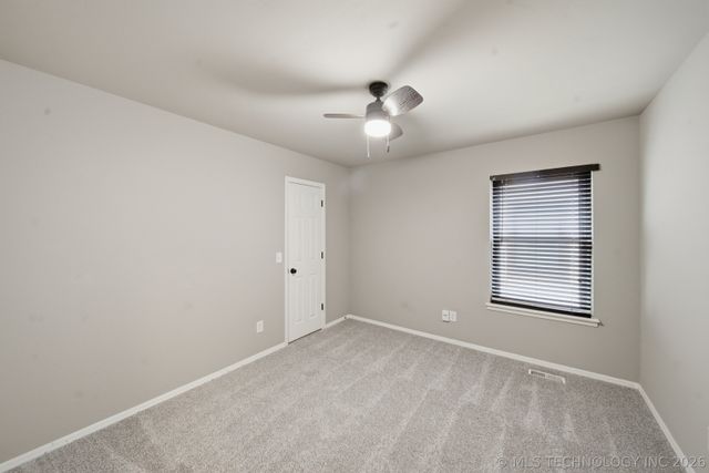 7622 S Trenton Avenue, Tulsa, OK 74136