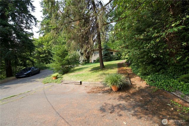 15440 SE May Valley Road, Renton, WA 98059