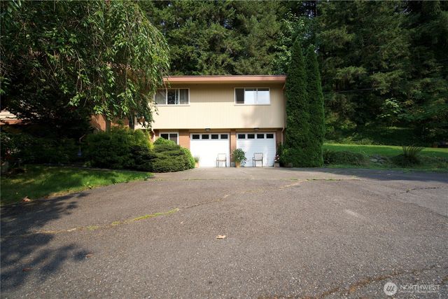 15440 SE May Valley Road, Renton, WA 98059