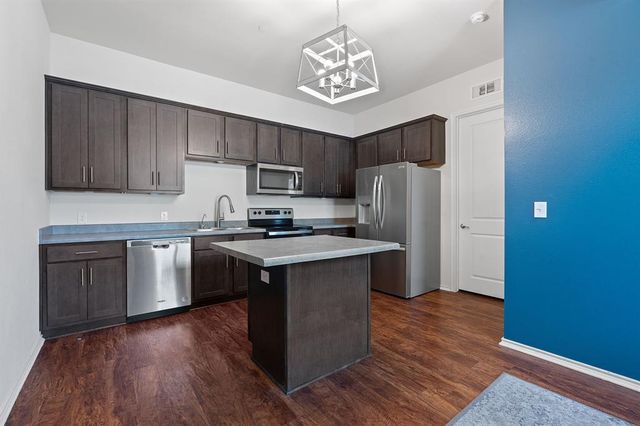 8601 W Gate BLVD 11101, Austin, TX 78745