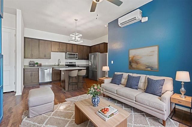 8601 W Gate BLVD 11101, Austin, TX 78745