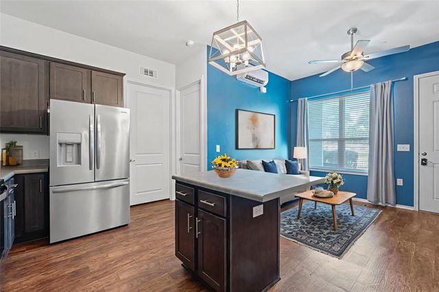 8601 W Gate BLVD 11101, Austin, TX 78745