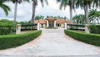 19701 SW 197th Ave, Miami, FL 33187