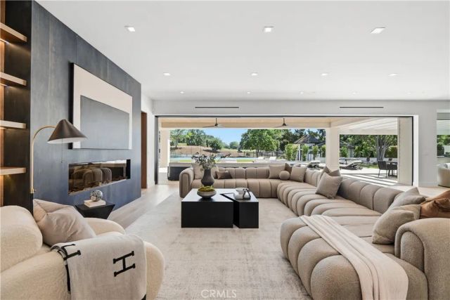 4400 OAK PLACE, Westlake Village, CA 91362
