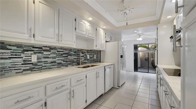 205 Dunwoody Ln 17-85, Hollywood, FL 33021