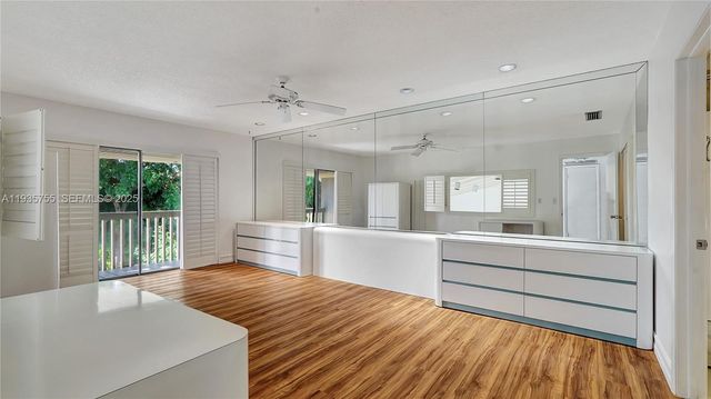 205 Dunwoody Ln 17-85, Hollywood, FL 33021