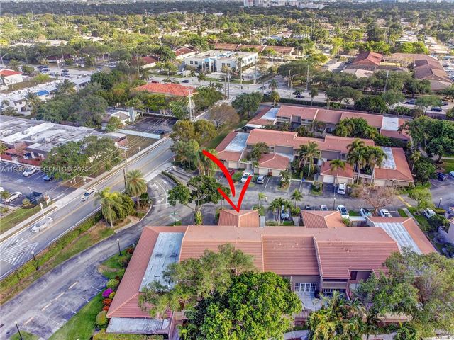 205 Dunwoody Ln 17-85, Hollywood, FL 33021