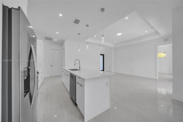 4703 Sara AVE N, Lehigh Acres, FL 33971