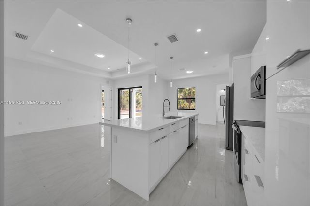 4703 Sara AVE N, Lehigh Acres, FL 33971