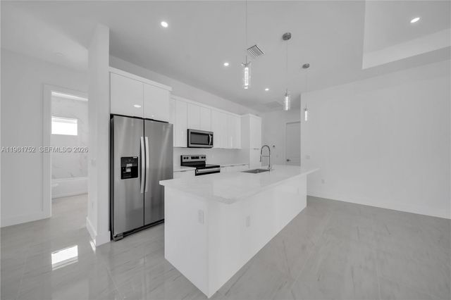 4703 Sara AVE N, Lehigh Acres, FL 33971