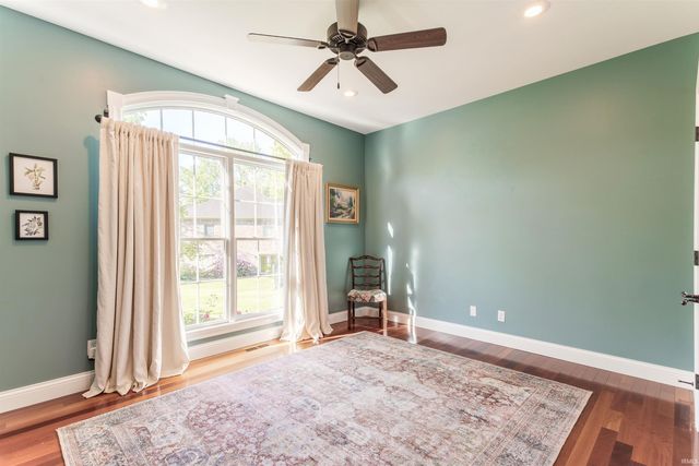 11630 Cedarwood Court, Evansville, IN 47712