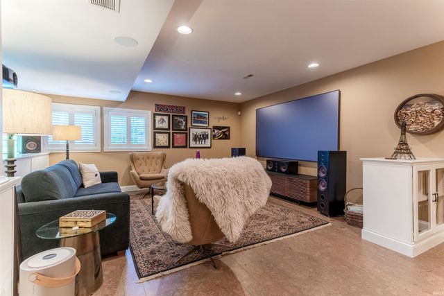 11630 Cedarwood Court, Evansville, IN 47712