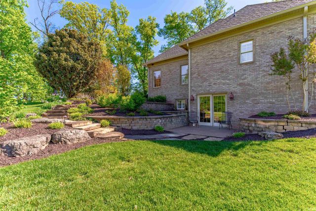 11630 Cedarwood Court, Evansville, IN 47712