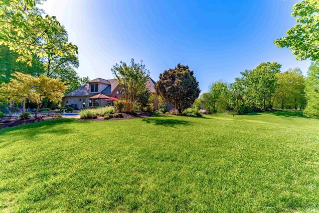 11630 Cedarwood Court, Evansville, IN 47712