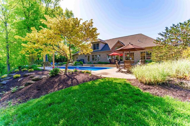 11630 Cedarwood Court, Evansville, IN 47712