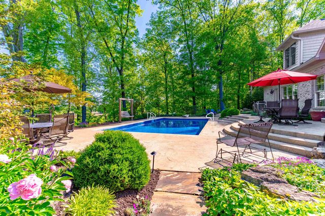 11630 Cedarwood Court, Evansville, IN 47712