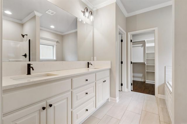 102 Sanibel Circle, Little Rock, AR 72210