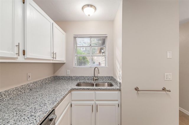 9755 SW 52ND ROAD, Gainesville, FL 32608