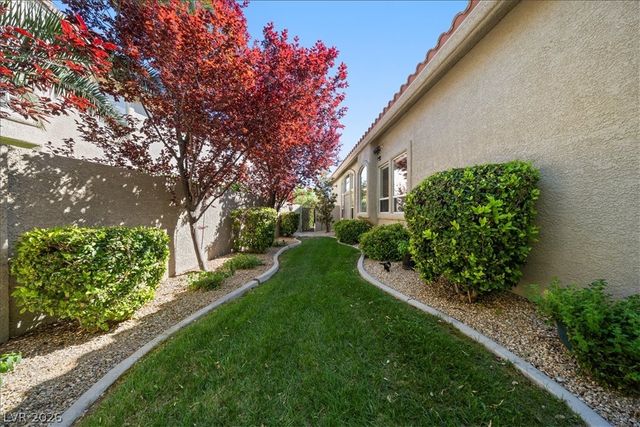 10000 Charlemont Drive, Las Vegas, NV 89134