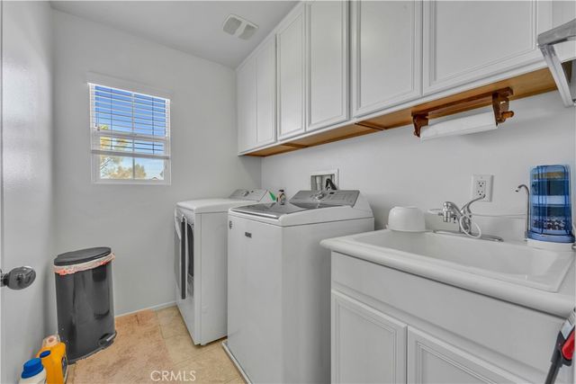 837 Vandal Way, Palmdale, CA 93551