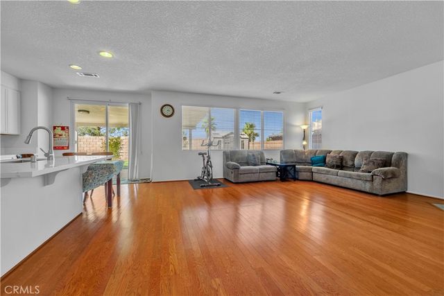 837 Vandal Way, Palmdale, CA 93551