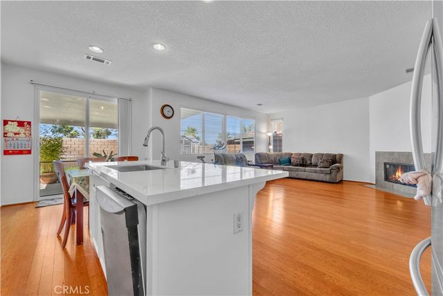 837 Vandal Way, Palmdale, CA 93551