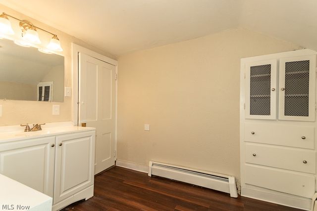9042 Lake Shore Boulevard, Mentor, OH 44060
