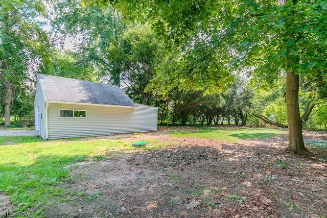 9042 Lake Shore Boulevard, Mentor, OH 44060
