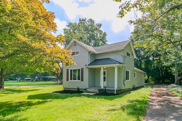9042 Lake Shore Boulevard, Mentor, OH 44060