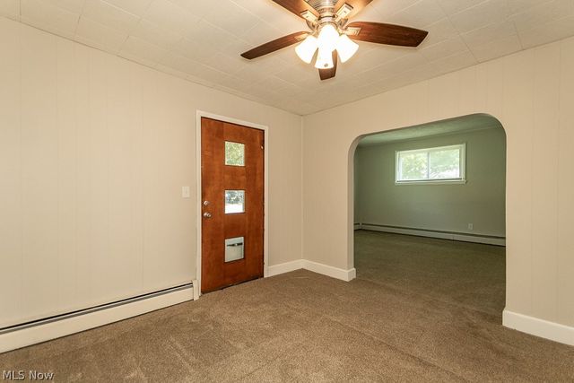 9042 Lake Shore Boulevard, Mentor, OH 44060