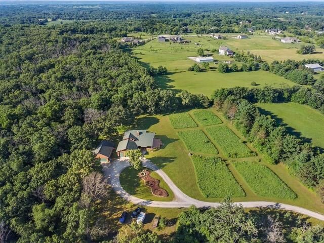 S103W36615 County Road LO, Eagle, WI 53119