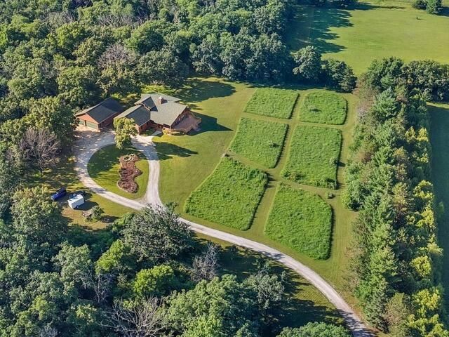 S103W36615 County Road LO, Eagle, WI 53119