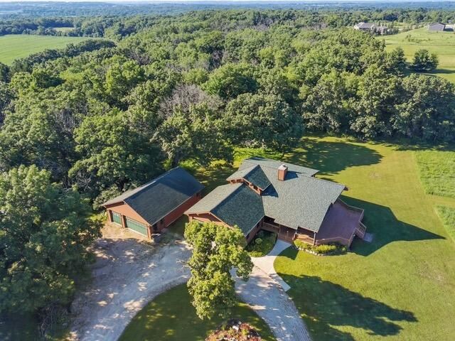 S103W36615 County Road LO, Eagle, WI 53119