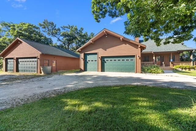 S103W36615 County Road LO, Eagle, WI 53119
