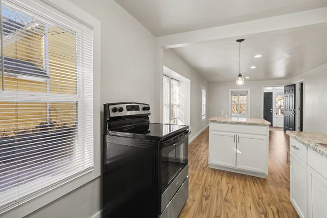 620 Charlotte Avenue, Kalamazoo City, MI 49048