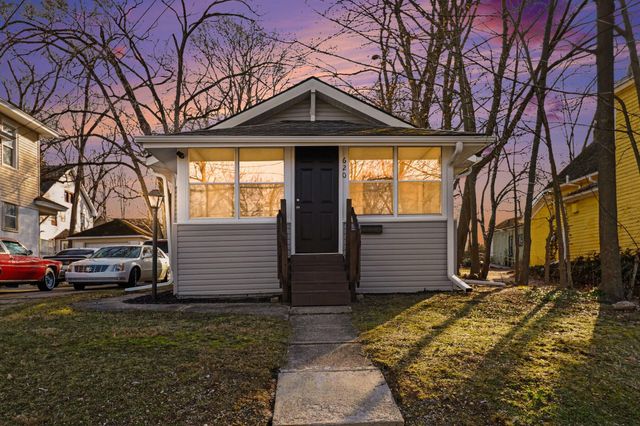 620 Charlotte Avenue, Kalamazoo City, MI 49048