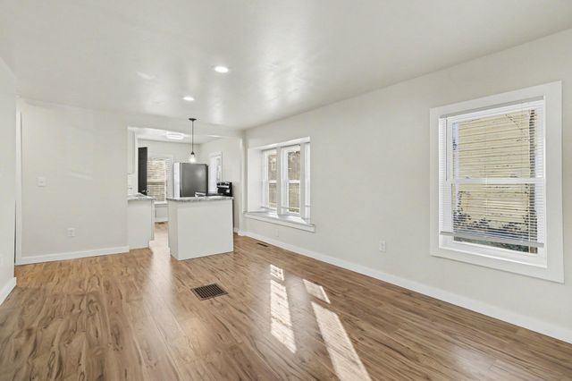 620 Charlotte Avenue, Kalamazoo City, MI 49048