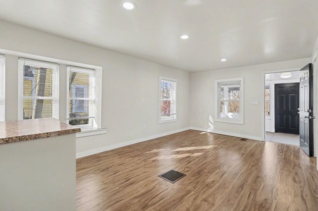 620 Charlotte Avenue, Kalamazoo City, MI 49048