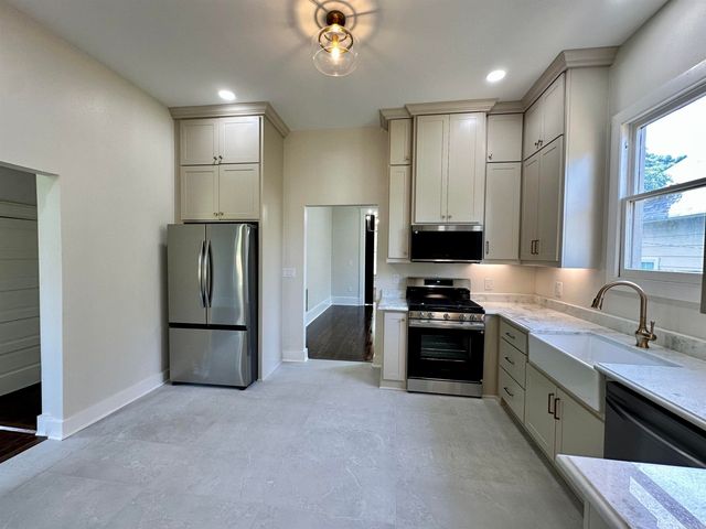 2613 S State Street, Little Rock, AR 72206