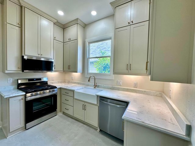 2613 S State Street, Little Rock, AR 72206