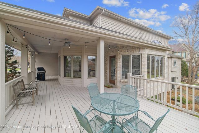 6291 Pine Hollow Drive, East Lansing, MI 48823