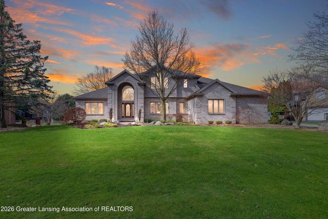 6291 Pine Hollow Drive, East Lansing, MI 48823