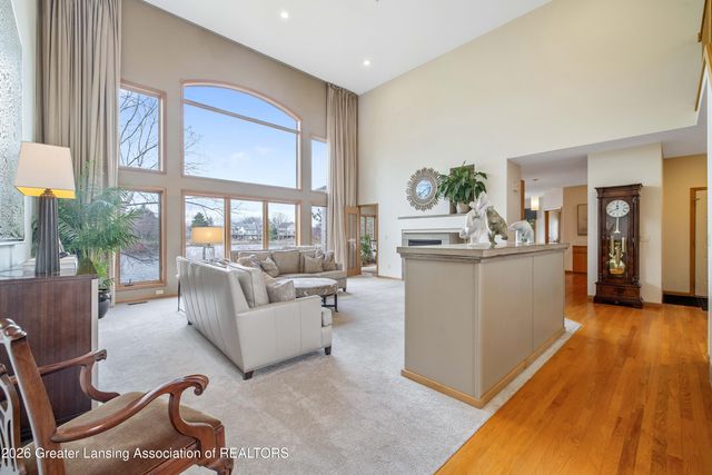 6291 Pine Hollow Drive, East Lansing, MI 48823