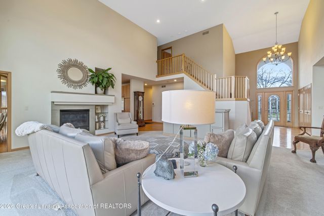 6291 Pine Hollow Drive, East Lansing, MI 48823