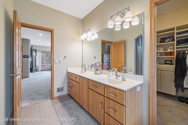 6291 Pine Hollow Drive, East Lansing, MI 48823