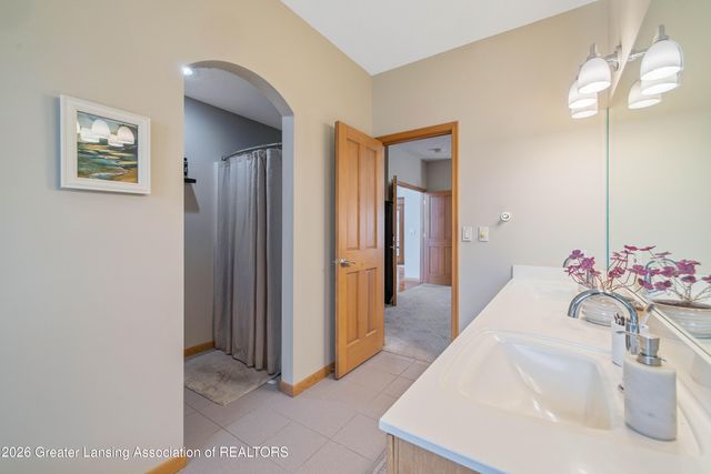 6291 Pine Hollow Drive, East Lansing, MI 48823