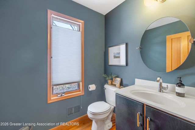 6291 Pine Hollow Drive, East Lansing, MI 48823