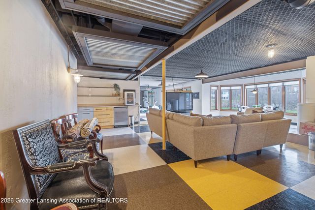 6291 Pine Hollow Drive, East Lansing, MI 48823